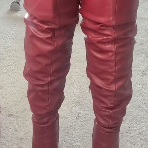 Shoe Dazzle Red Over the Knee Boots